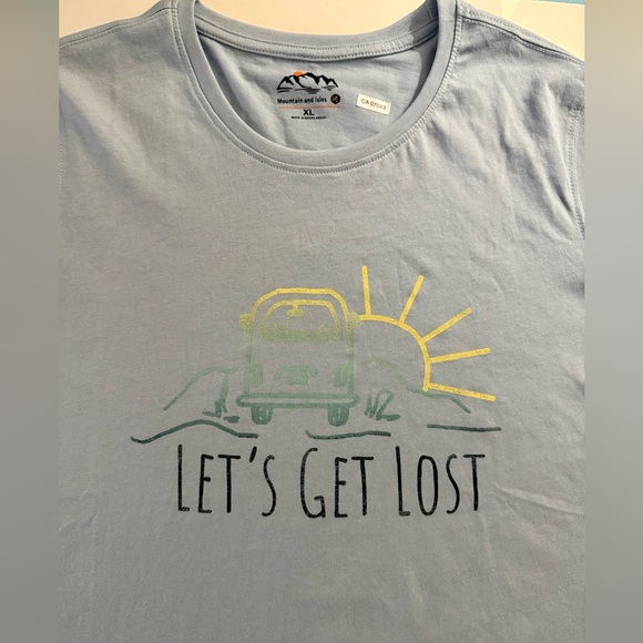 MOUNTAIN AND ISLES SHORT SLEEVE LIGHT BLUE GRAPHIC TSHIRT NWT - Picture 3 of 13